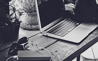 【英超】客场又逆转！拉师傅2球马夏尔传射 曼联3比2